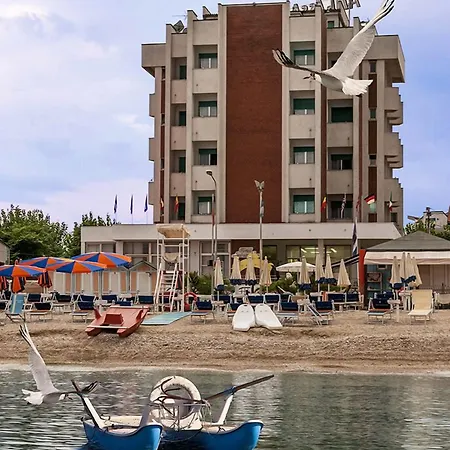 Ambassador Hotel Marotta