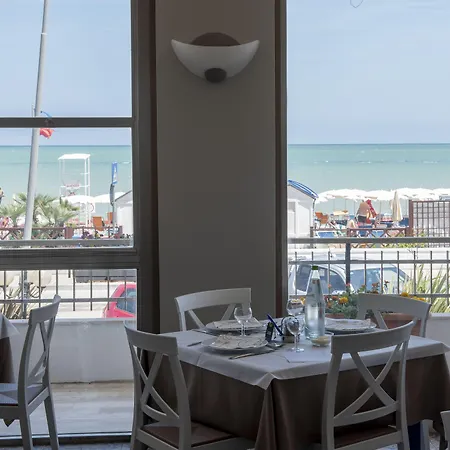 Ambassador Hotel Marotta