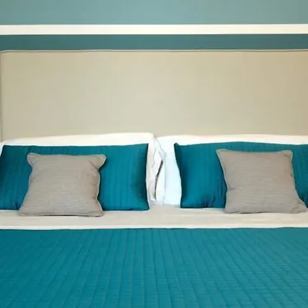 Ambassador Hotel Marotta