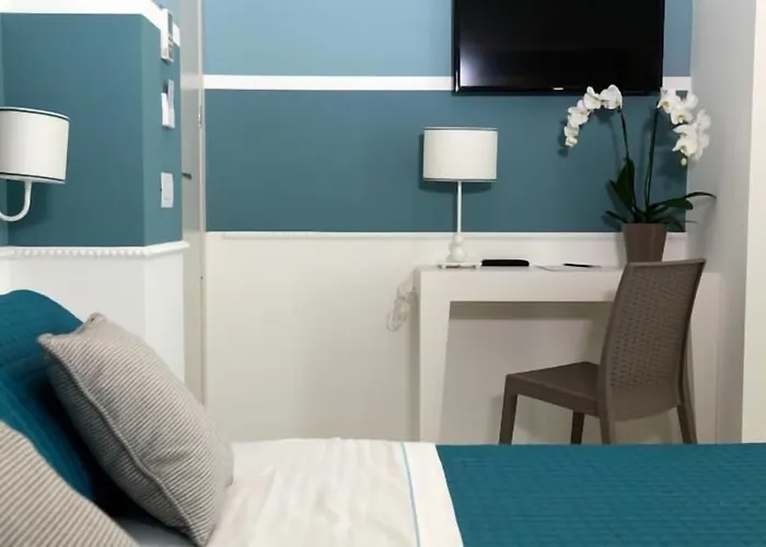 Ambassador Hotel Marotta